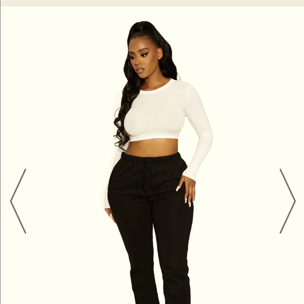 NWT Naked Wardrobe white long sleeve crop top. Sm